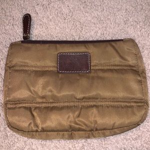 Brown Eddie Bauer wallet